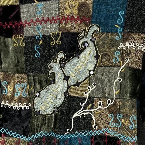 Vintage Alex Kim Womens M Patchwork Velvet Jacket Art To Wear Embroidered BOHO - Picture 7 of 16